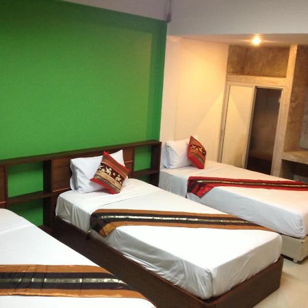 City Ratsada Lampang Extérieur photo